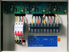 稳压器超载会导致哪些故障问题？